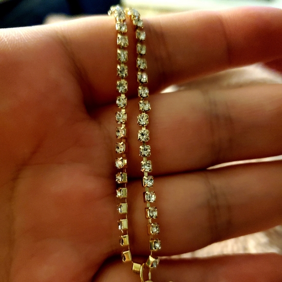 💎Gorgeous crystal pink butterfly necklace - Picture 6 of 8